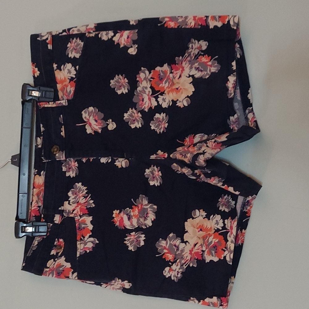 Floral shorts size 16